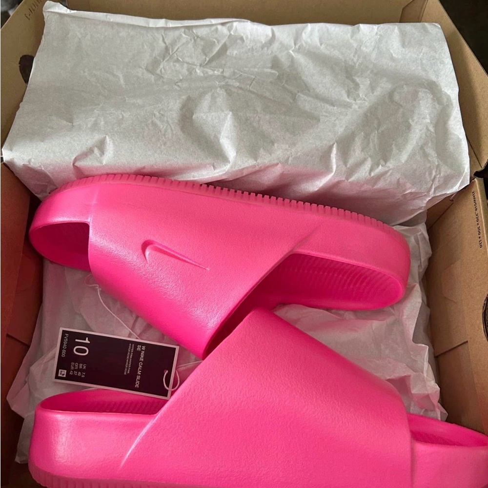Nike Women's Bright Pink Sandals